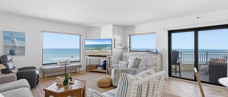 Condo, 1 trÚs grand lit et 1 canapé-lit (Seascape Towers 922) | Aire de séjour