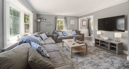 Nice home near Mashpee Commons and all Falmouth has to offer