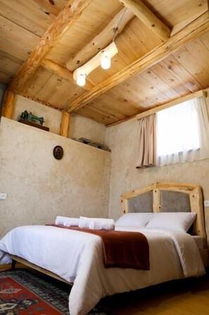 Standard Double Room, Garden View - Hacarat Guest House (Gavar)