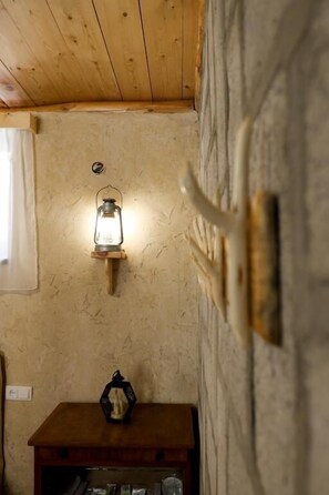 Standard Double Room, Garden View | Interior - Hacarat Guest House (Gavarr)