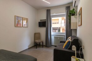 Smart TV - Casa di Eu - WelcometoRhome (Rome)
