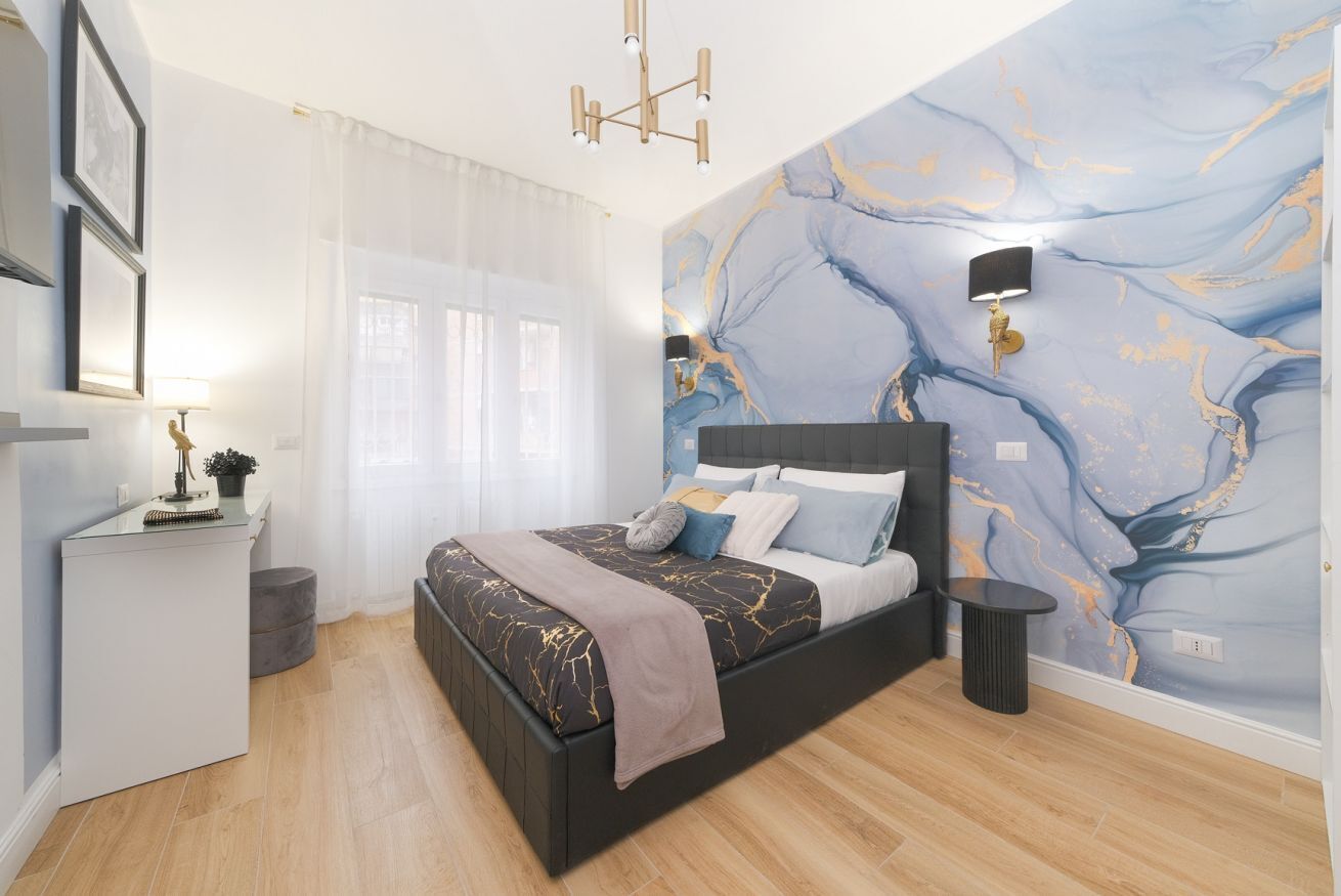 Bureau, chambres insonorisées, fer et planche à repasser, lit parapluie