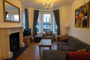 Living area - The Red Door (Bangor)