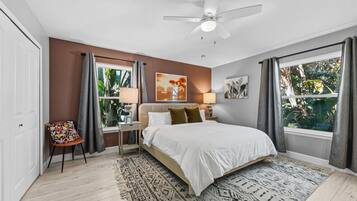 Bügeleisen/Bügelbrett, Reisekinderbett, WLAN, Bettwäsche