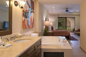 1 dormitorio, tabla de planchar con plancha, Internet y ropa de cama