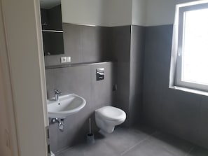 Dusche, Toilettenpapier