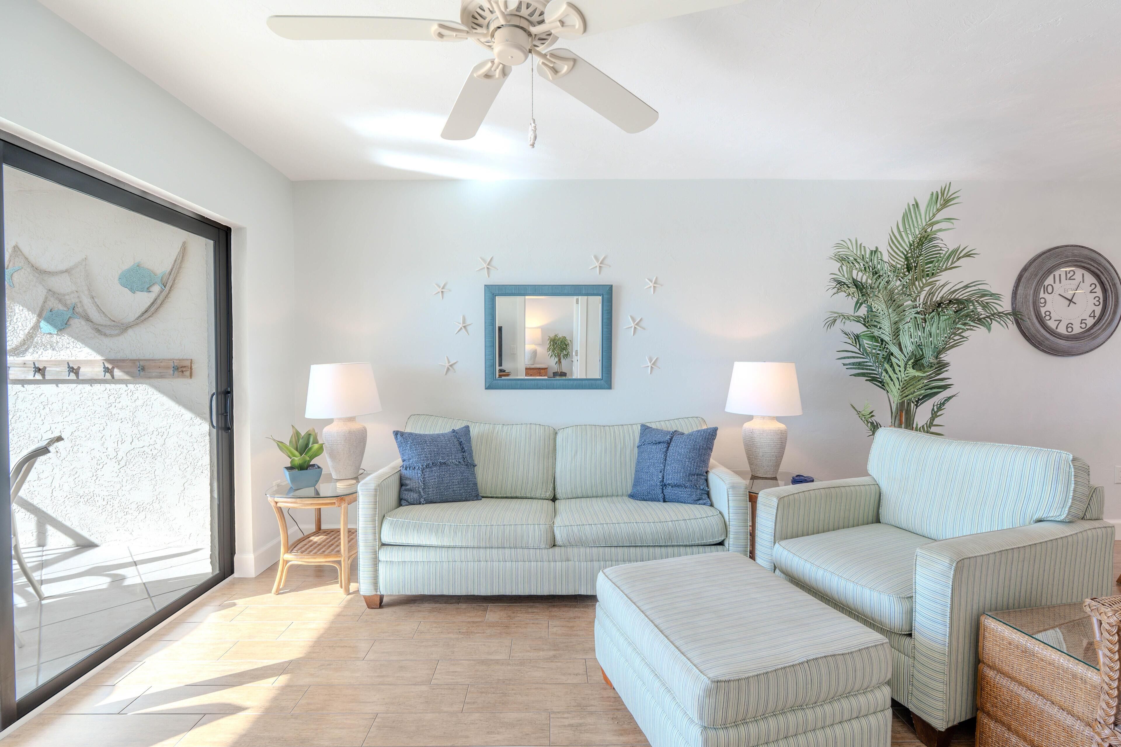 Condo, 1 King Bed with Sofa bed (Carlos Pointe #532) | Living area