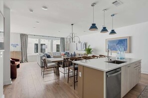 Interior - Designer 3BR Nash Home w/ Private Rooftop Fire Pit (Nashville)