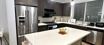 Modern 3 bedroom duplex home in Langley