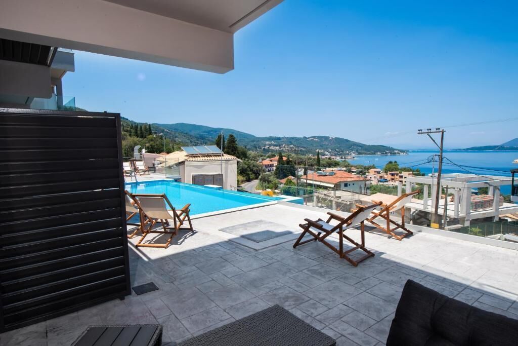 Deluxe Apartment, Sea View | Terrace/patio