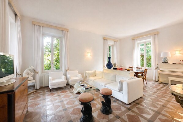 Botón de imagen sin clasificar, 1 de 29