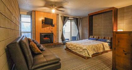 Pleasant studio condo in Lava Hot Springs for a relaxing stay