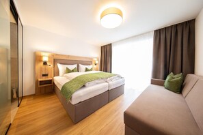 2 bedrooms, iron/ironing board, WiFi, bed sheets - Apartment "Johanna Appart" with Wi-Fi (Sankt Sigmund im Sellrain)