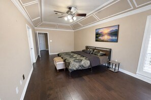 3 habitaciones, escritorio, wifi gratis y ropa de cama 