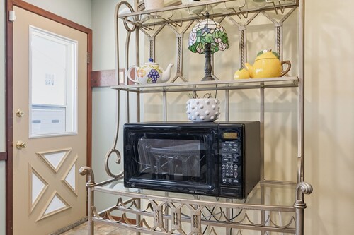 Quiet TN Retreat – 3BR Home