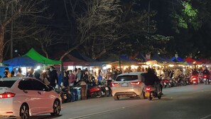 Miscellaneous - CMU Back Gate Popular Night Market | Near Nimman Maya (Chang Wat Chiang Mai)