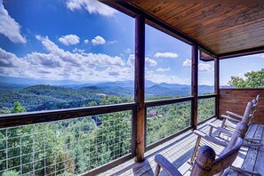 Property grounds - Modern Retreat w/ Stunning Views & Hot Tub (Sevierville)