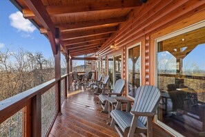Property grounds - Spacious Cabin with Year-Round Mountain Vistas (Sevierville)