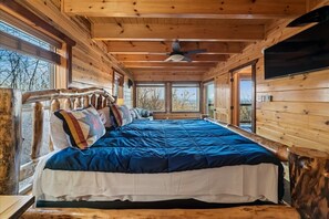 Iron/ironing board, free WiFi, bed sheets - Spacious Cabin with Year-Round Mountain Vistas (Sevierville)