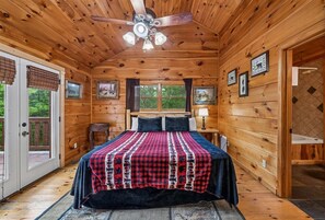4 bedrooms, iron/ironing board, free WiFi, bed sheets - Amazing Smoky Mountain Views w/ Hot Tub (Sevierville)