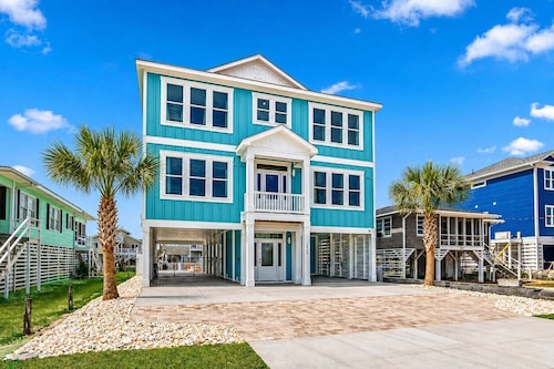 Brand New Waterfront, Heated Pool-Spa, Elevator, Game Rm, 3min walk to the beach