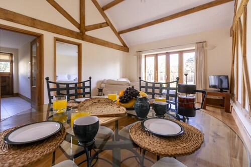 Church Farm Cottage - sleeps 2 guests  in 1 bedroom