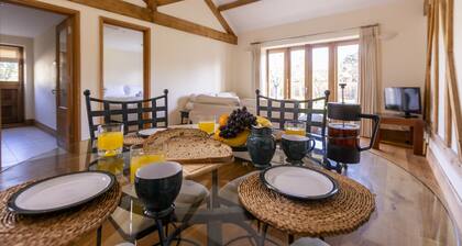 Church Farm Cottage - sleeps 2 guests in 1 bedroom
