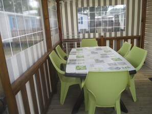 Dining - MOBILHOME 2 Bedrooms 4/5 pers camping 4* JULY AUGUST Rents 2025 idem to 2026 (Saint-Jean-de-Monts)