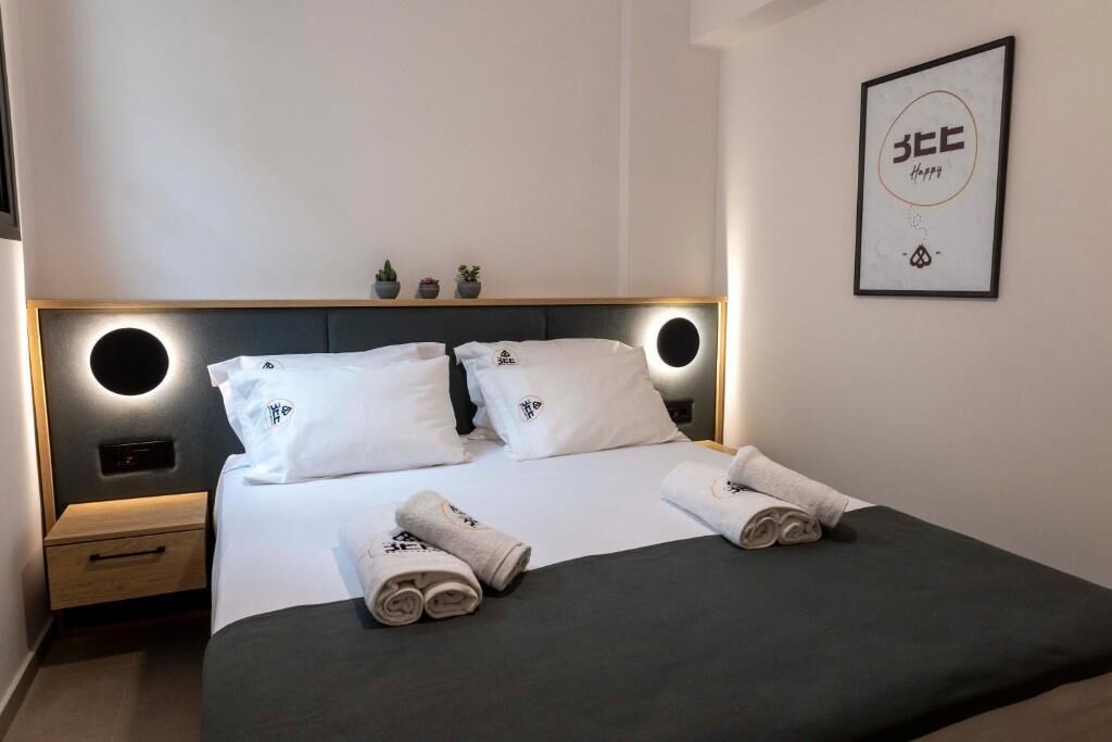 客房內保險箱、遮光布/窗簾、熨斗/熨衣  板、免費無線上網