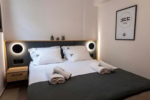 In-room safe, blackout drapes, iron/ironing board, free WiFi - Green Bee Apartment Sea View (Nikiana)