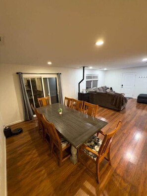 Interior - Kipps Hill Haven B — Folsom Lake Escape (El Dorado Hills)