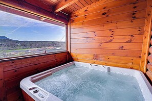 Interior - Luxury Mountain Retreat w/ Hot Tub & Views (Pigeon Forge)