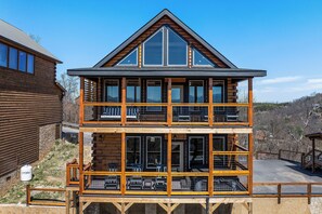 Exterior - Modern Luxe Cabin w/ Views, Games & Hot Tub (Sevierville)