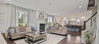 Waterfront Home: Slide & Hot Tub