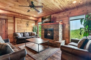Chimenea, videojuegos y futbolito 
