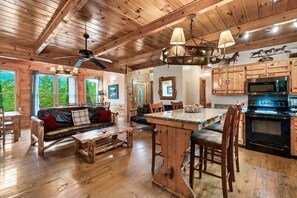 Interior - Grand Mountain Retreat w/ Games & Hot Tub (Pigeon Forge)
