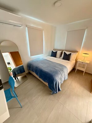 2 bedrooms, desk, iron/ironing board, free WiFi