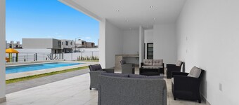 Modern Apartment with Pool in Querétaro