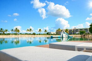 Pool - Modern retreat : 1BR with beach and gym (Punta Cana)
