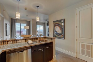 Interior - Wyndham Desert Blue 2BD/2BA (Las Vegas)