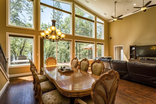 Lakefront, 3300 Square Feet, 4 Bedrooms, Sleeps 12 - Shasta Lakeshore Retreat 20
