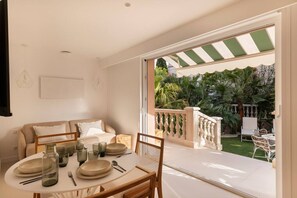 House | 2 bedrooms - Carla Rosa 4 Apartement Giardino - 2 BDR Piscine (Cannes)
