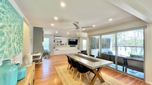 Interior - Lakeview at Berringer, relax by the pool with lake views (Berringer Lake)
