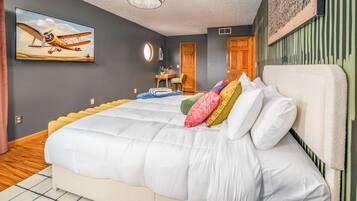 4 habitaciones, tabla de planchar con plancha, wifi y ropa de cama