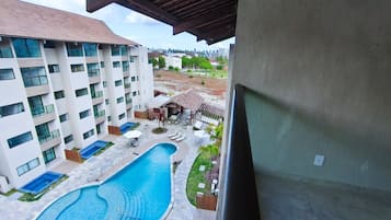 Family Apartment | Balcony