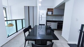 Family Apartment | Private kitchen - Max Carneiros Suítes  (Tamandaré)