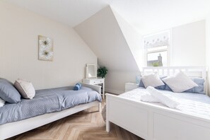 4 Schlafzimmer, Bügeleisen/Bügelbrett, WLAN, Bettwäsche