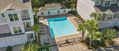 House, Berbilang Katil (Driftwood Townhomes #3- Liv Salty) | Kolam renang | Kolam renang terbuka