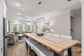 Ferienhaus, Mehrere Betten (Driftwood Townhomes #3- Liv Salty) | Speisen