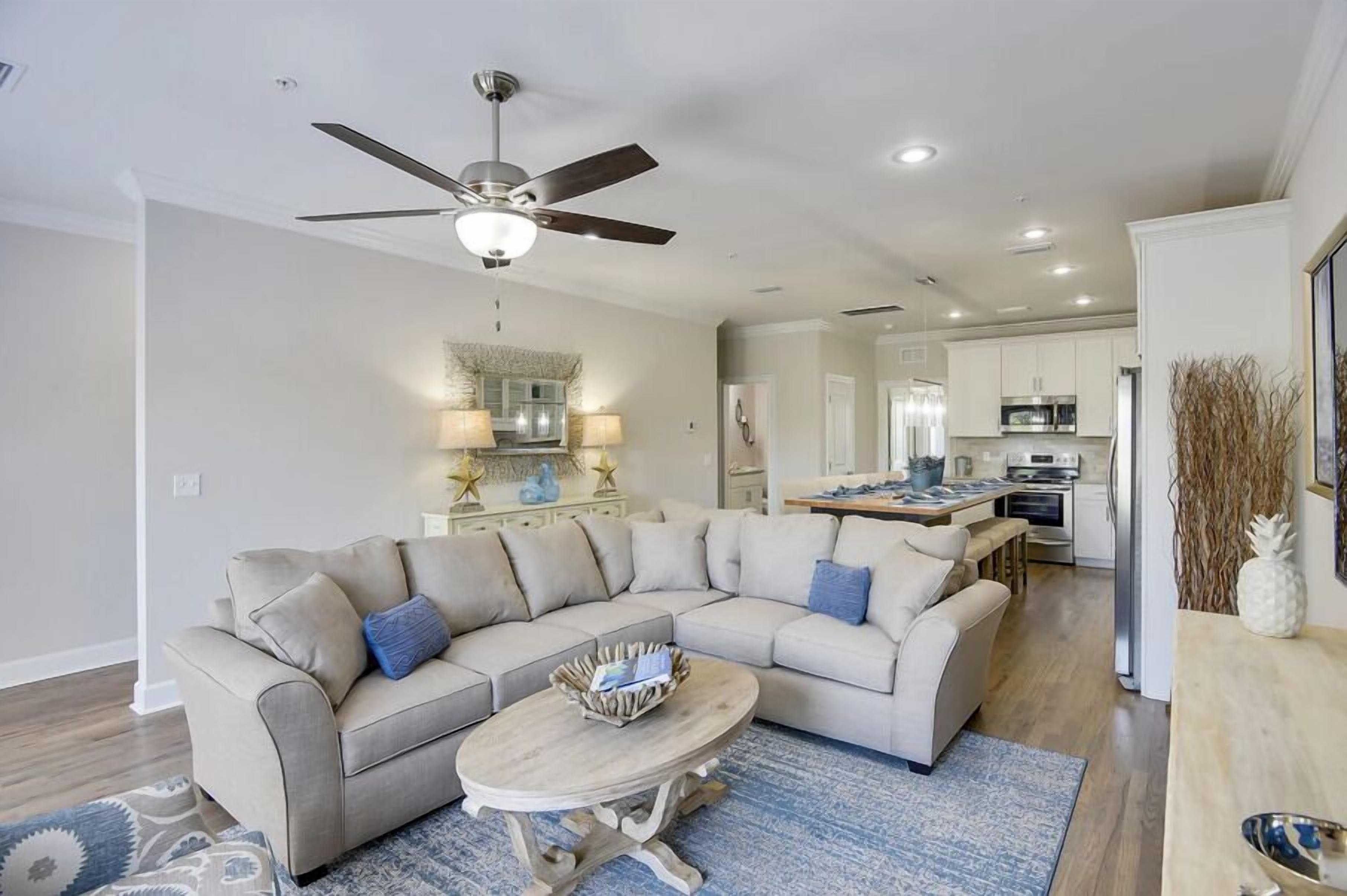 Maison, Plusieurs lits (Driftwood Townhomes #3- Liv Salty) | Aire de séjour